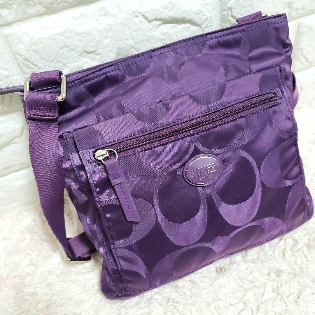 COACHコーチシグネチャー ナイロン クロスボディショルダーバッグパープル美品