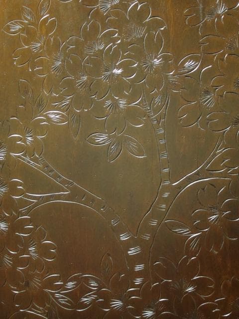 伝統工芸 軽井沢彫り 栃 無垢材 桜 彫刻 和箪笥/衣装箪笥/整理箪笥/着物箪笥