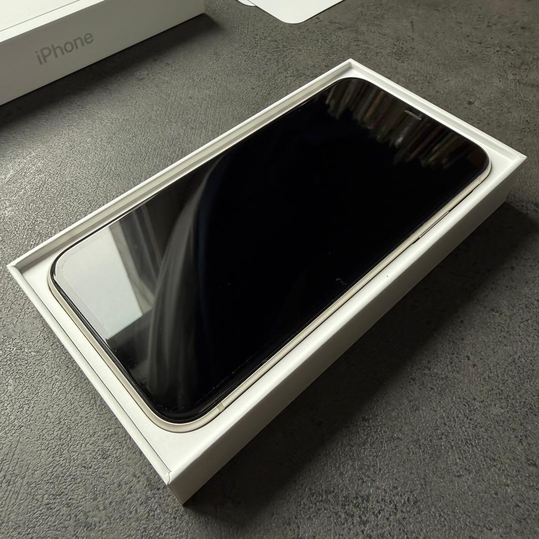 Apple iPhone 11 256GB ホワイト 本体