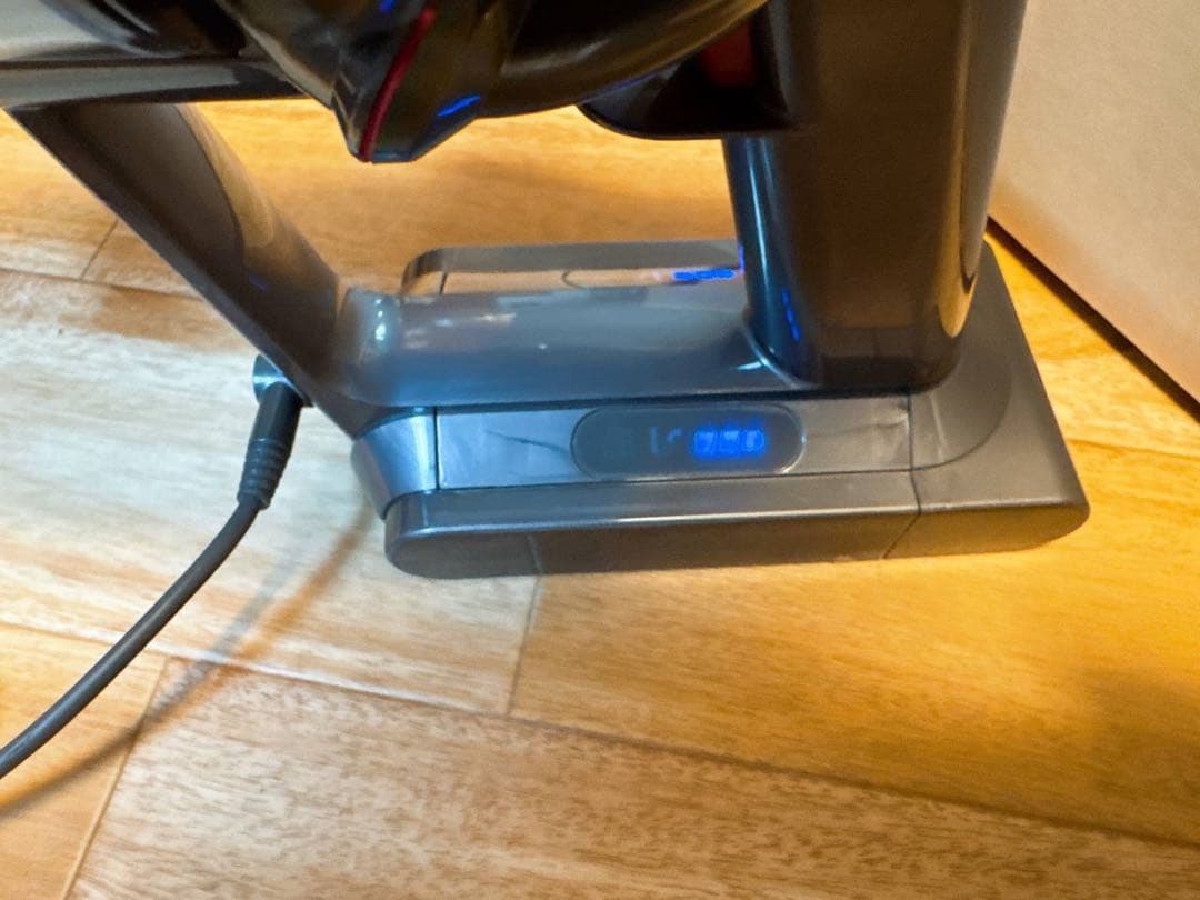 【分解洗浄済】309-ダイソン dyson v10 sv12 掃除機 作動品