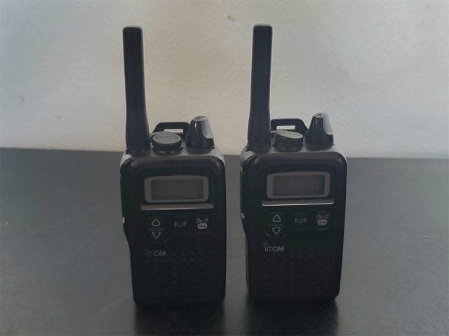 ICOM トランシーバー IC-4300 2台 無線機 10