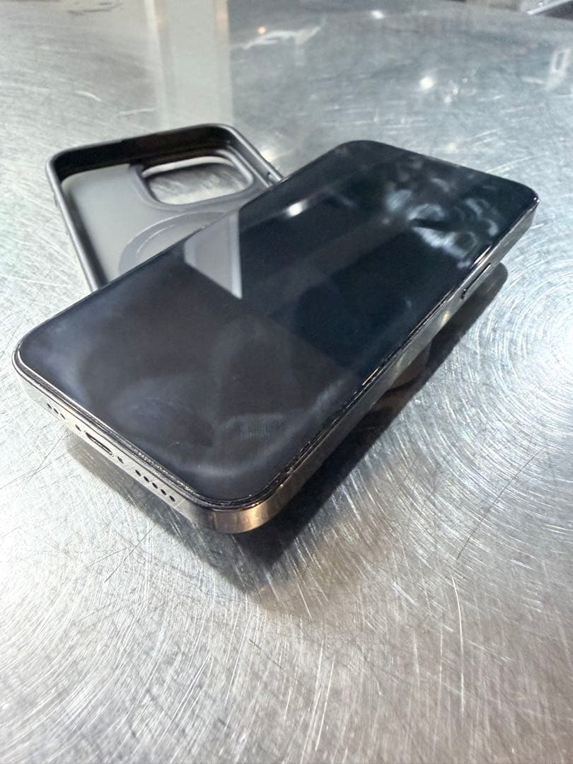 【充電器セット付き】Apple iPhone13 Pro 512GBグラファイト