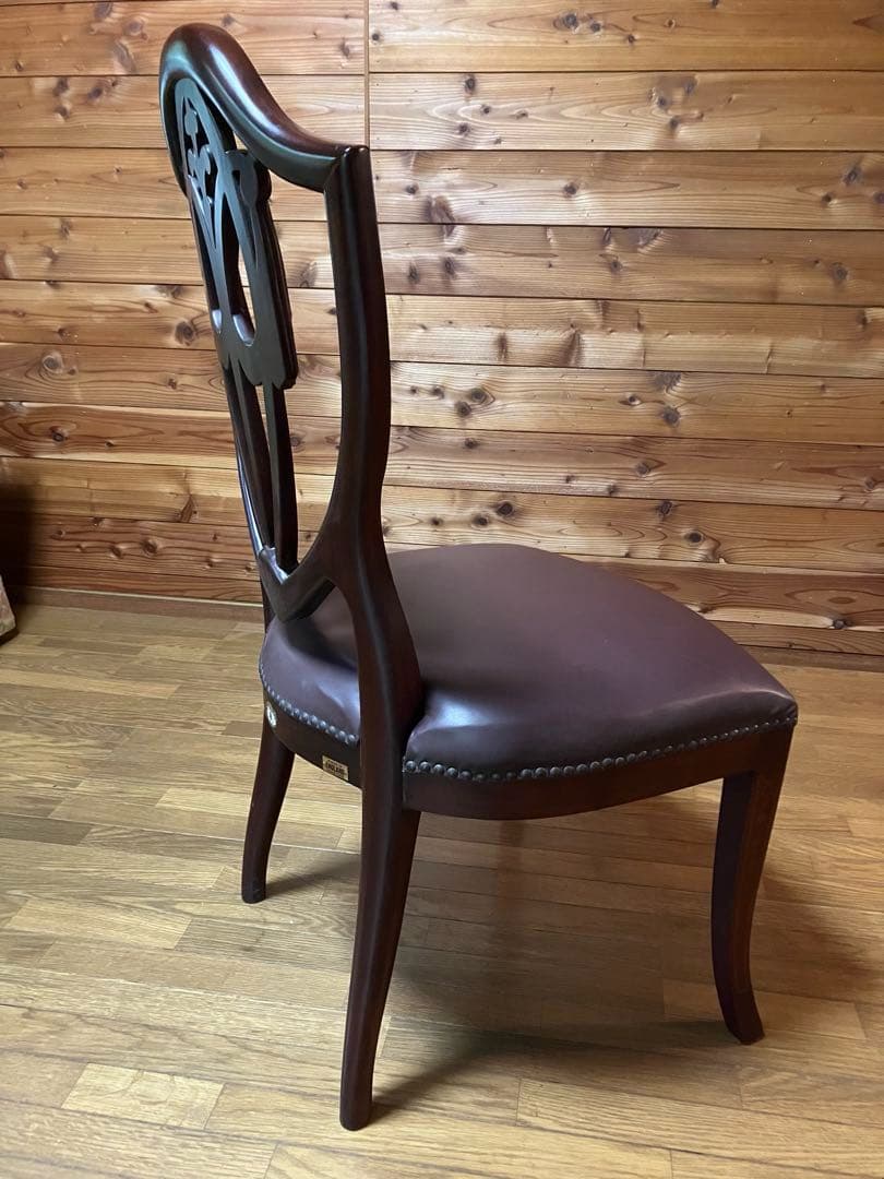 イギリス 本革ビンテージチェアー プレート刻印有り逸品
