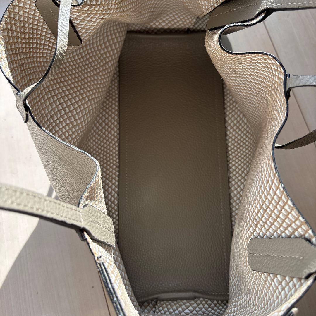 使用感なしGIANNI CHIARINI グレーベージュレザーバッグ