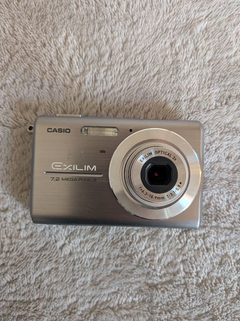 美品CASIO EXILIM EX-Z75 デジタルカメラ