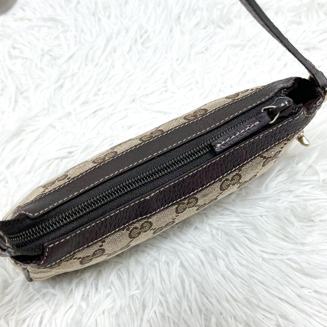 希少 グッチ アクセサリーポーチ ブーツチャーム GGキャンバス レザー