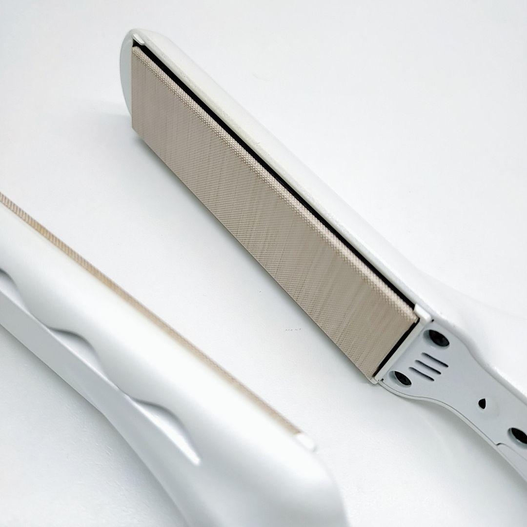 KINUJO 絹女 ストレート アイロン ホワイト