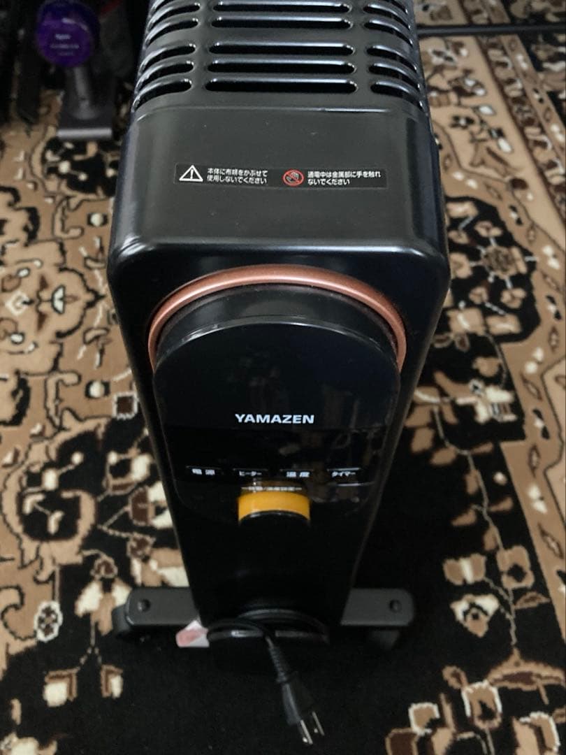 【美品】 [山善] オイルレスヒーター 1200W 最大8畳 出力3段階切替