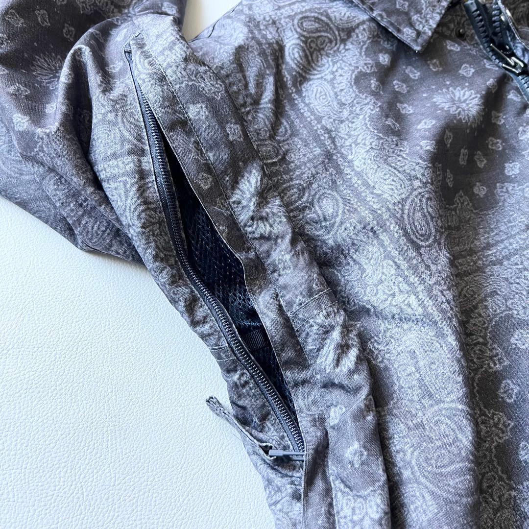 3279 バートン　ジャケット バンダナ柄 フード脱着可能　M グレー 薄紫