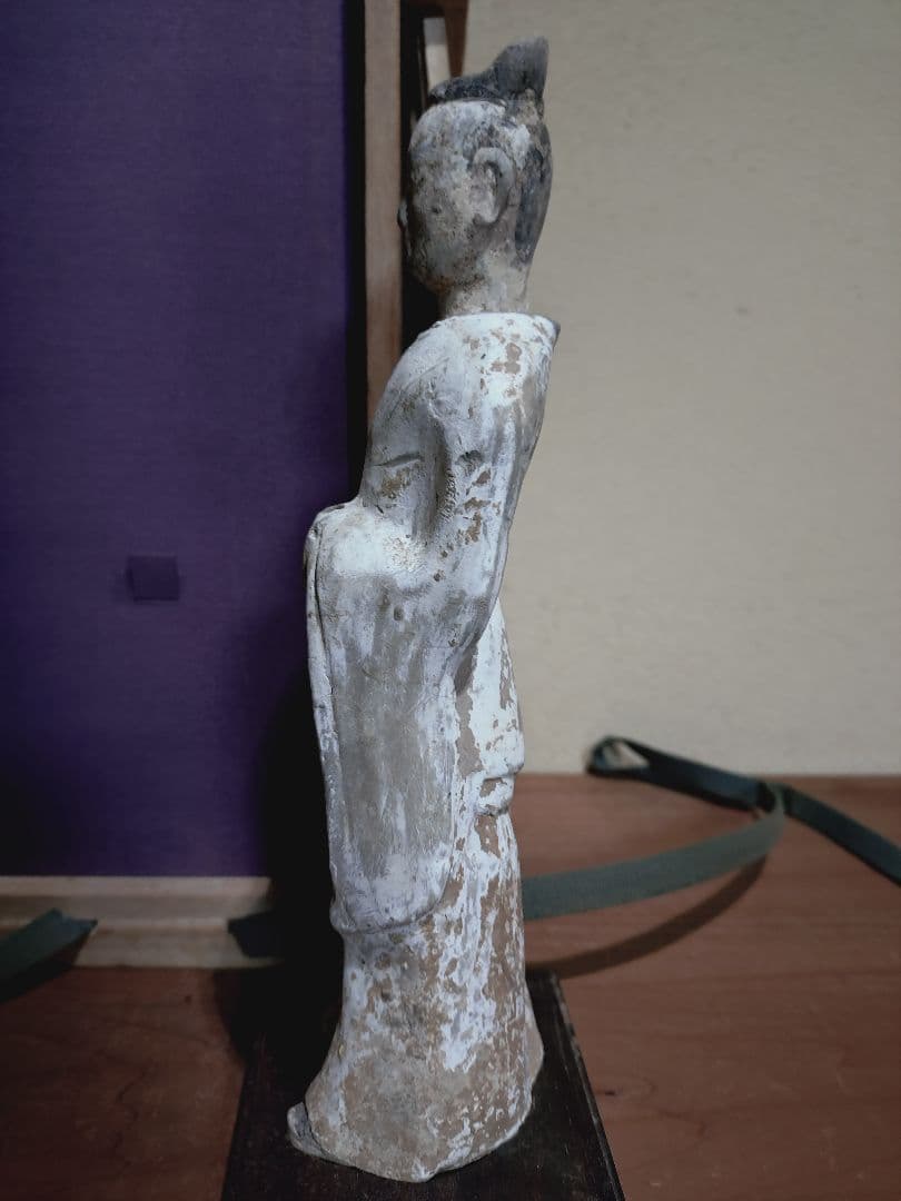 六朝 加彩 官人俑