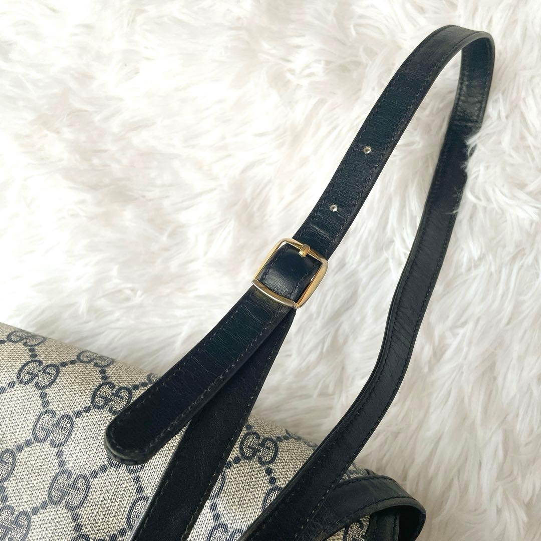 美品⭐︎OLD GUCCI ggシマ ネイビー レザー ロゴ金具 ショルダーバッグ