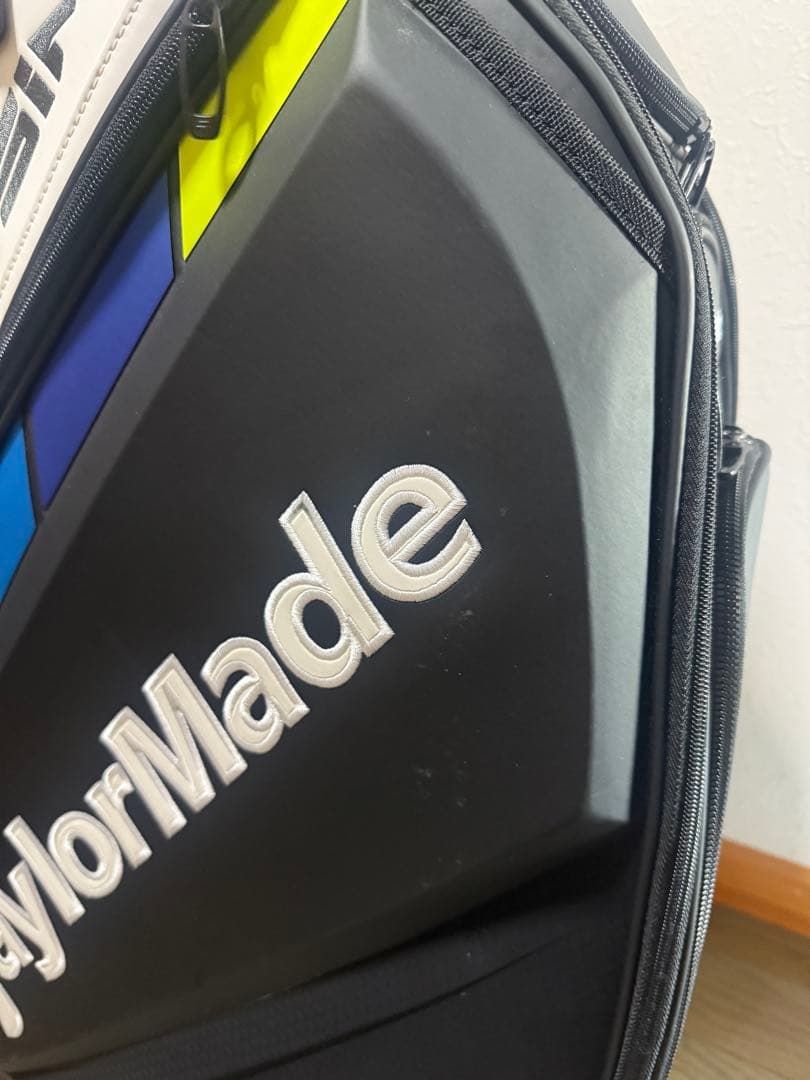 TaylorMade SIM2 キャディバッグ ゴルフバッグ