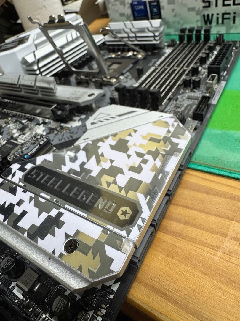 CPU Core i7-14700KF & Z790 Steel Legend WiFi