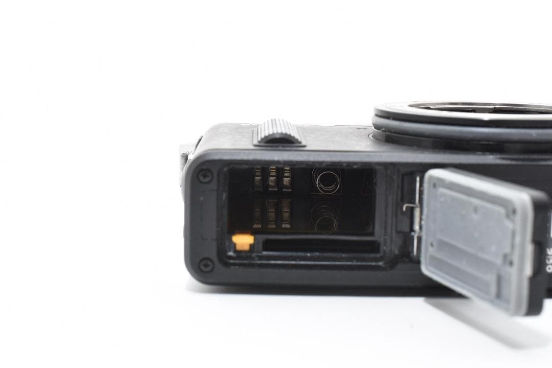 【人気の防水耐衝撃カメラ】ニコン NIKON1 AW1 ブラック 現状品 カメラ