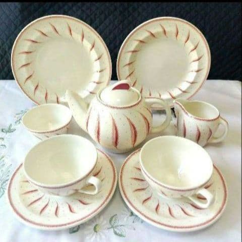 ほぼ未使用、スージークーパー「ピンクファーン」二人用ティーセット、９点セット