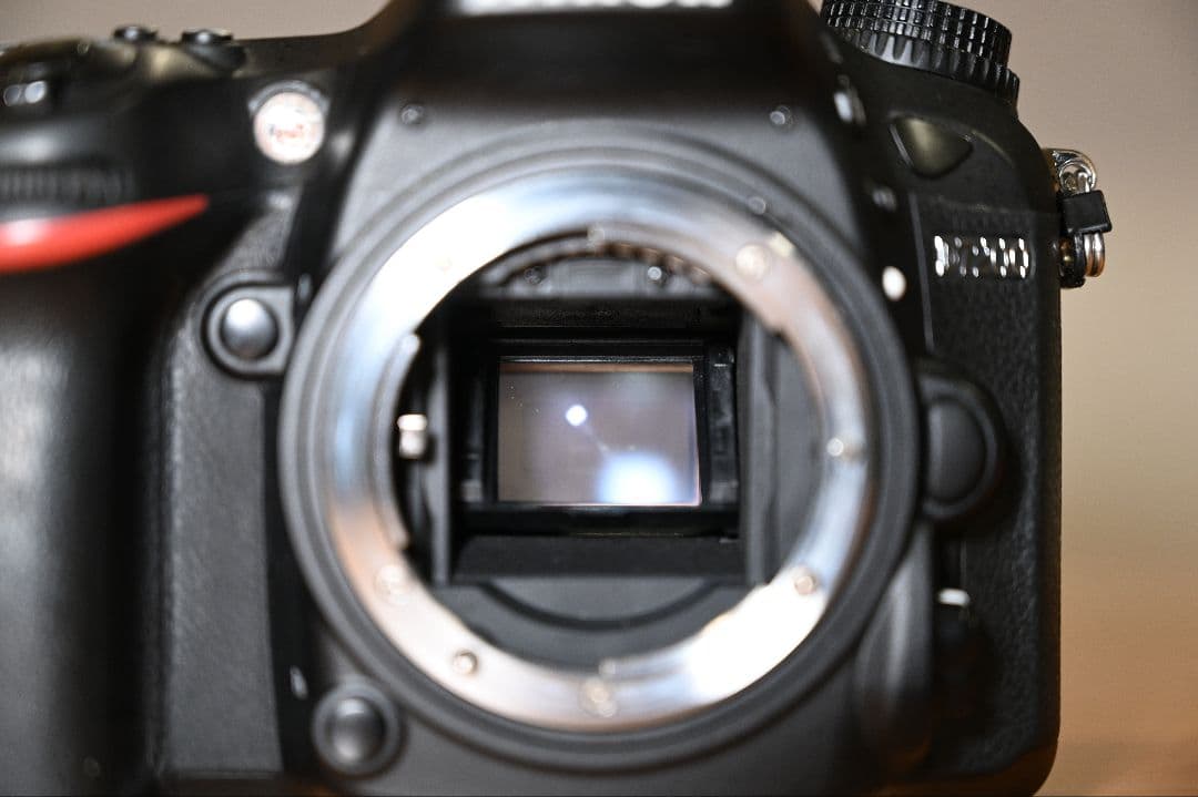 Nikon D7200 18-140レンズキット 55-300付き