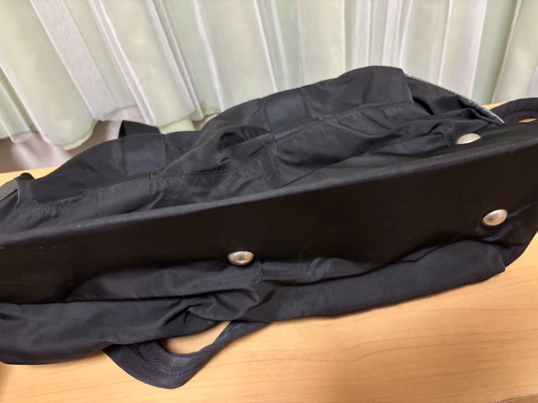 PRADA 黒 ナイロン ボストンバッグ　ショルダー付き　旅行バック