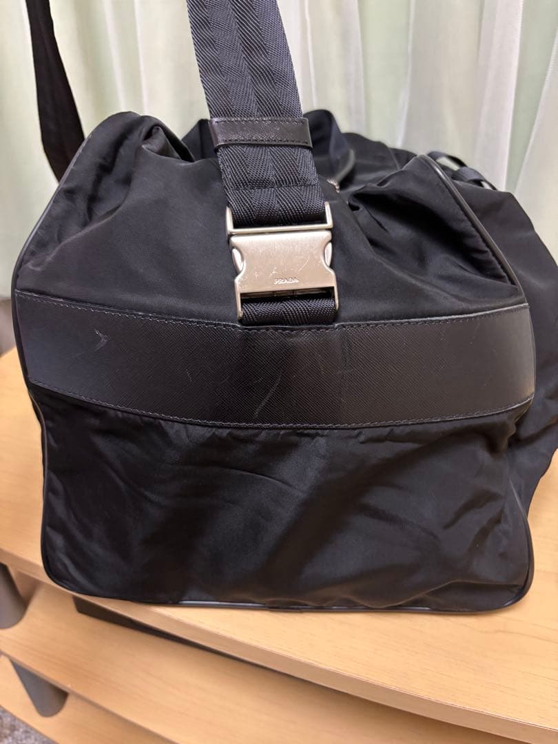 PRADA 黒 ナイロン ボストンバッグ　ショルダー付き　旅行バック