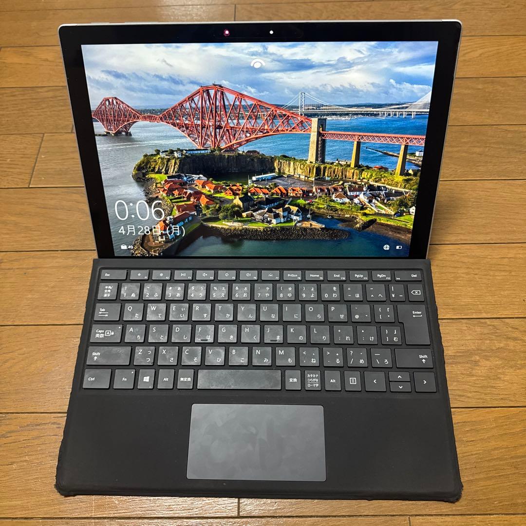 Microsoft Surface Pro 7 i5 256GB メモリ8GB