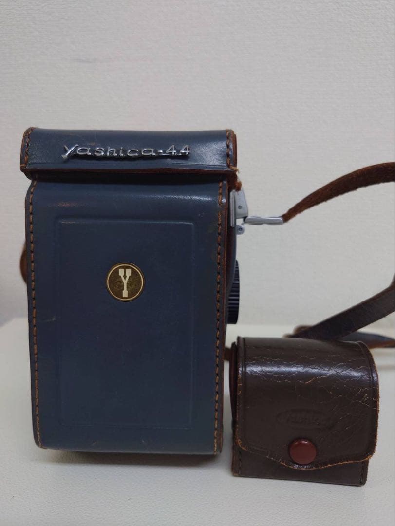 ヤシカYASHICA 44 二眼レフカメラ.