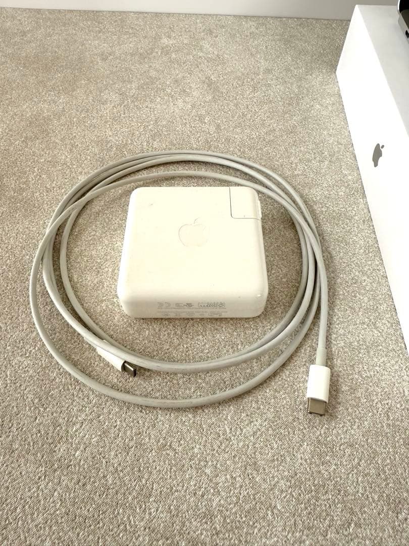 MacBookPro 15インチ【256GB/メモリ16GB/2.6GHz】