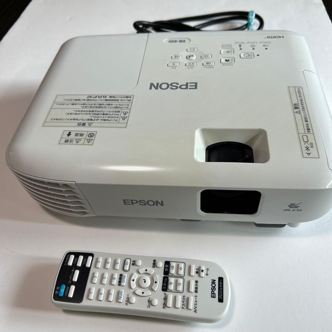 プロジェクター　EPSON EB-E01