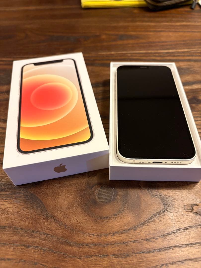 iPhone12mini 128GB ホワイト SIMロック解除済