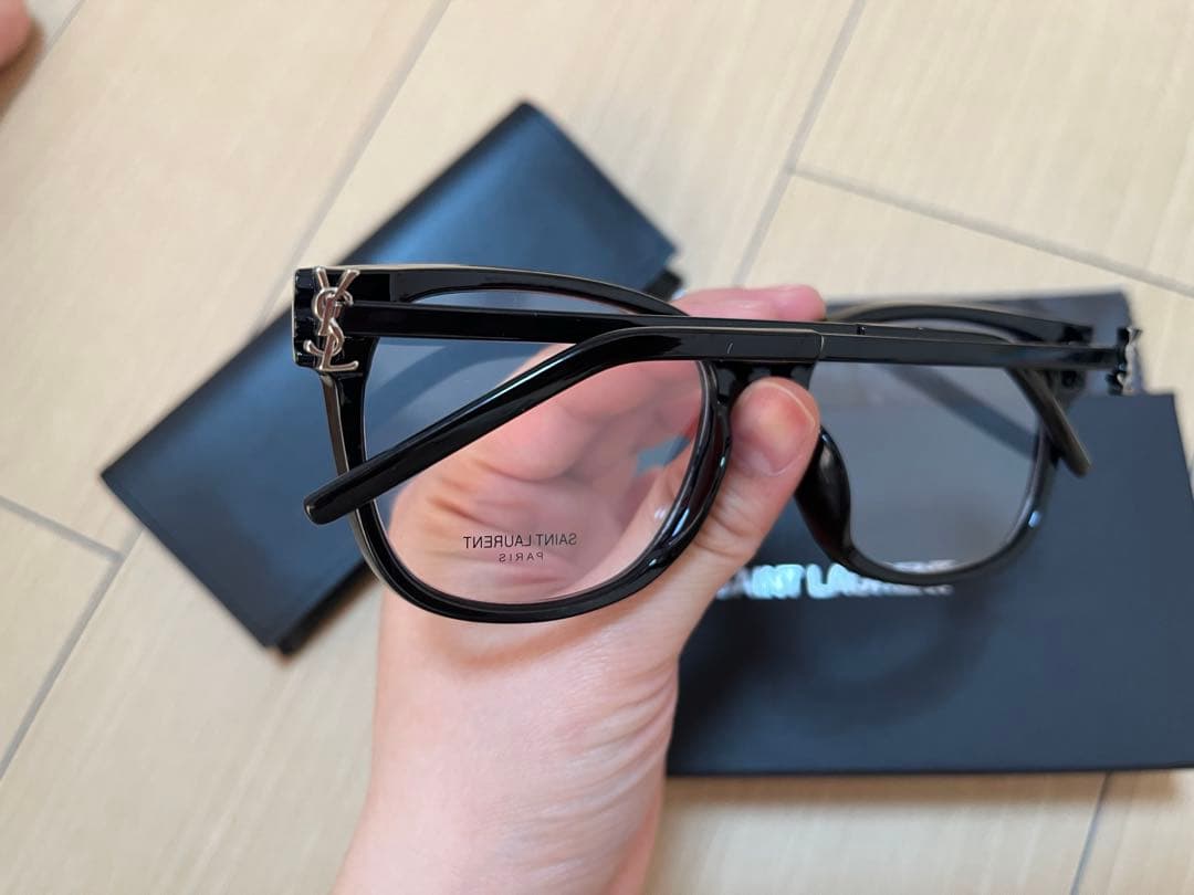 SAINT LAURENT ブラック サングラス