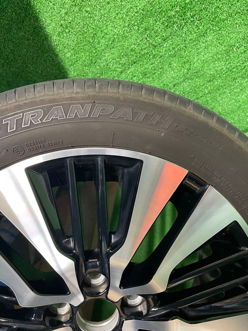 30 後期　アルファード　ヴェルファイア　純正　18インチ　235/50R18