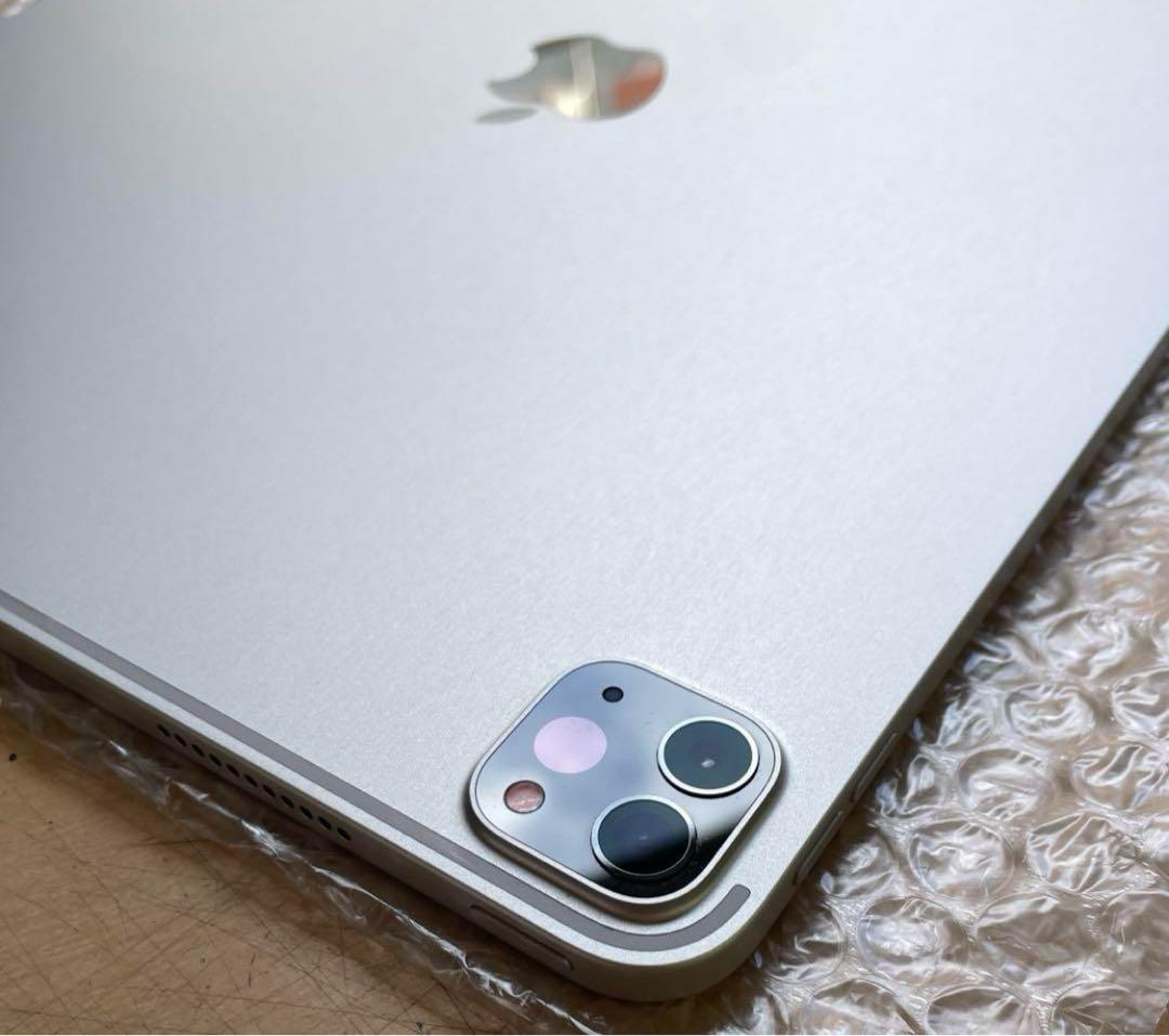 iPad Pro 12.9 第5世代 シルバー 128GB A2378超美品#8
