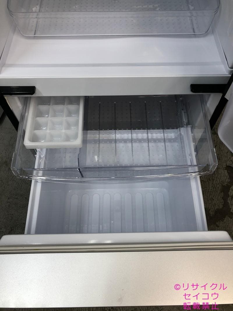 【中古】専用シャープ冷蔵庫 137L 2020年式2506121714