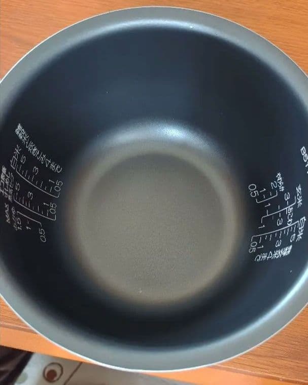 象印　圧力IH炊飯器　NP‐ZD10