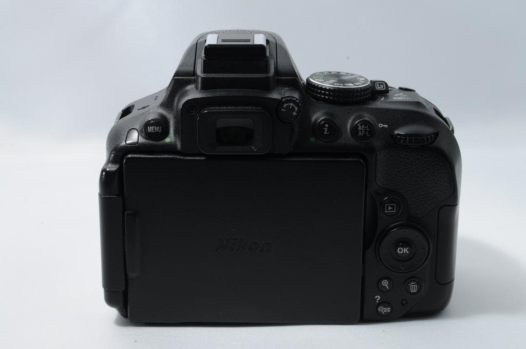 お子様を綺麗に残す❤️Nikon D5300✨手ブレ補正＆Wi-Fiでスマホ転送