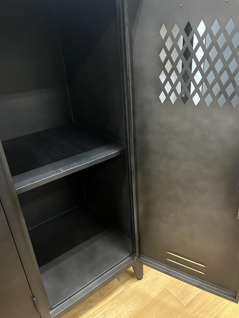 スチール製ロッカー　オーダー　インダストリアル　鍵付き　アンティーク