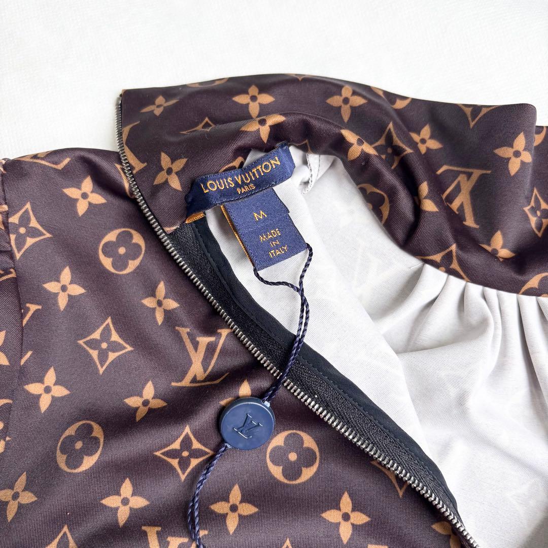 ルイヴィトン タグ付き新品未使用 モノグラム総柄ブラウス バックファスナー ロゴ