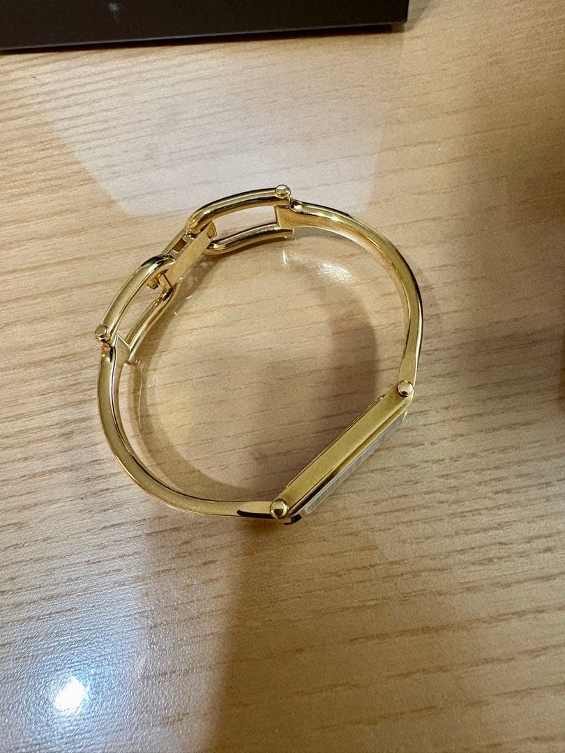 GUCCI グッチ 1500Lシリーズ　腕時計