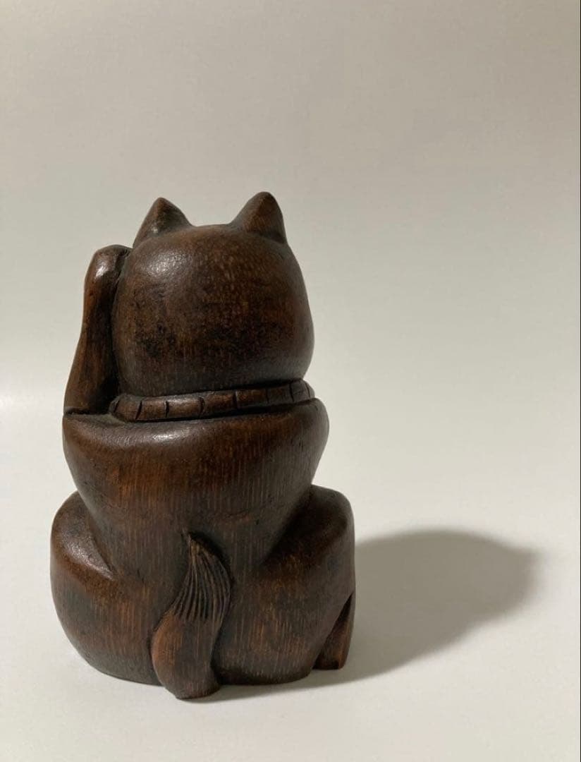 木製 竹根彫刻 招き猫の置物 民芸・縁起物・木彫り
