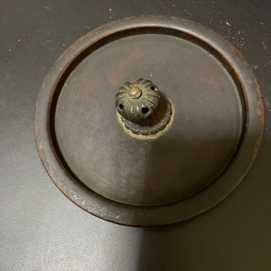 連休SALE！時代物　大きな花形　鉄瓶　m18