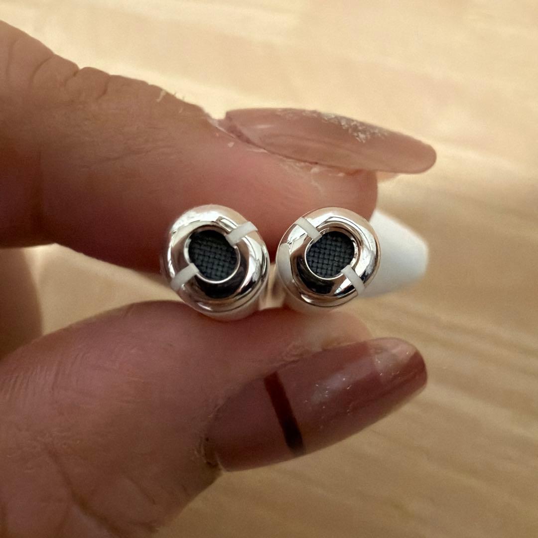 AirPods 第2世代 ほぼ新品