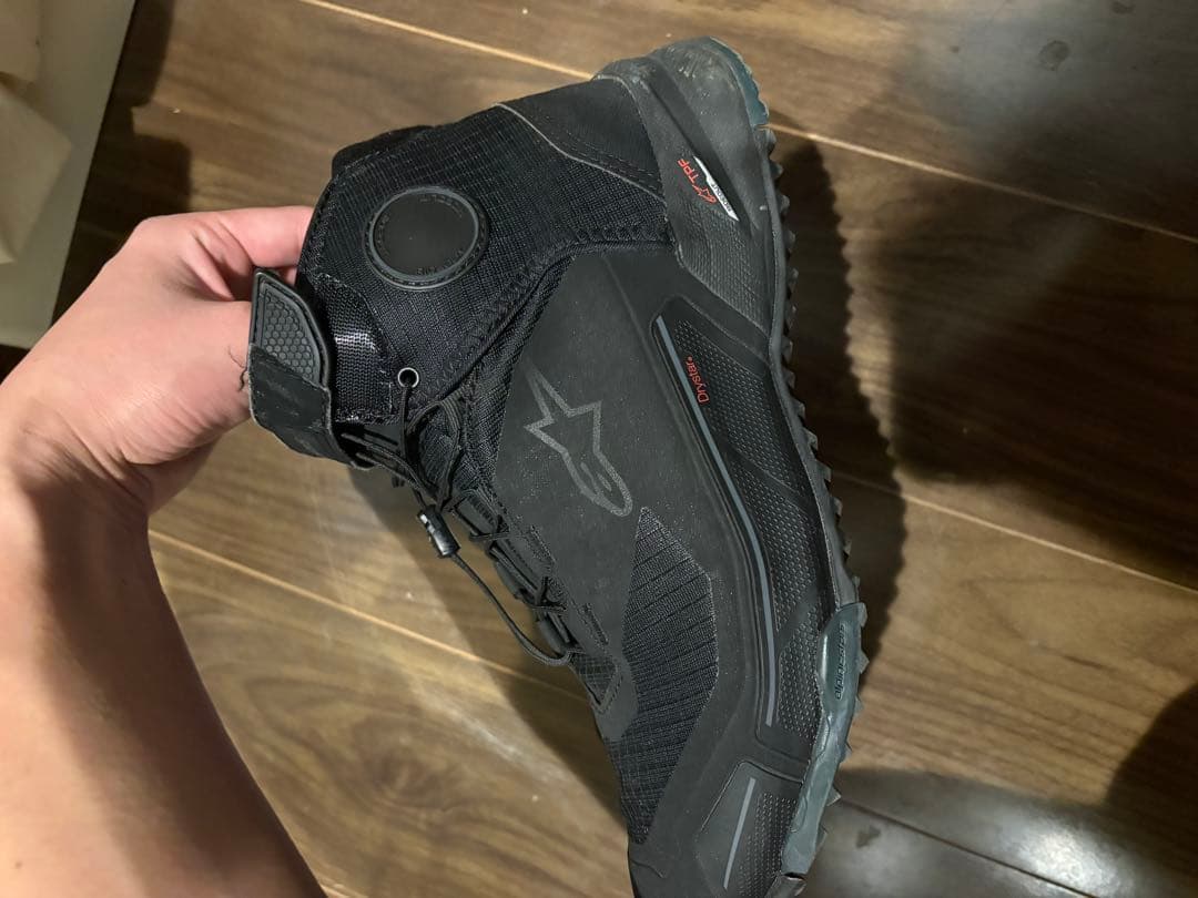 アルパインスターズ　バイクシューズ