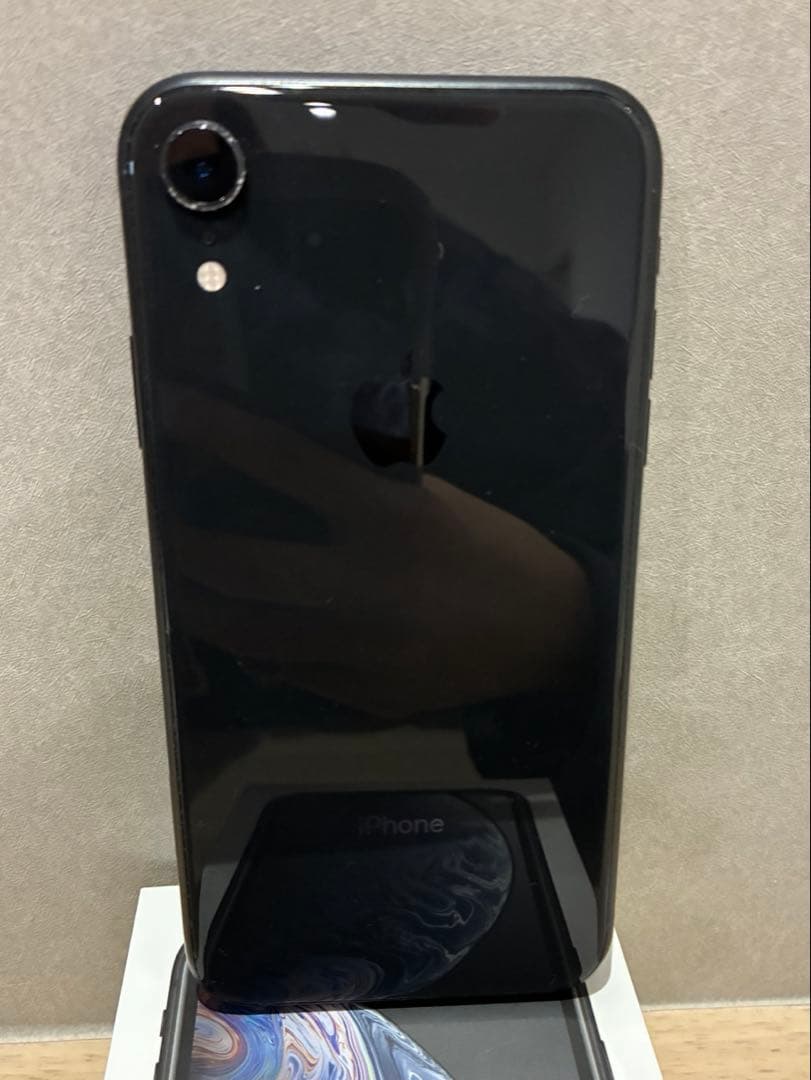 iPhone XR 128GB ブラック　本体　箱付き　初期化済み