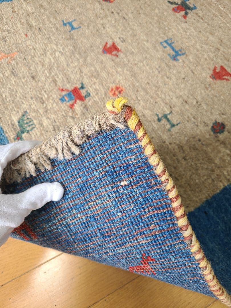 連休限定価格♪ギャッベ　手織り絨毯　民族模様　ラグ　約125×85㎝