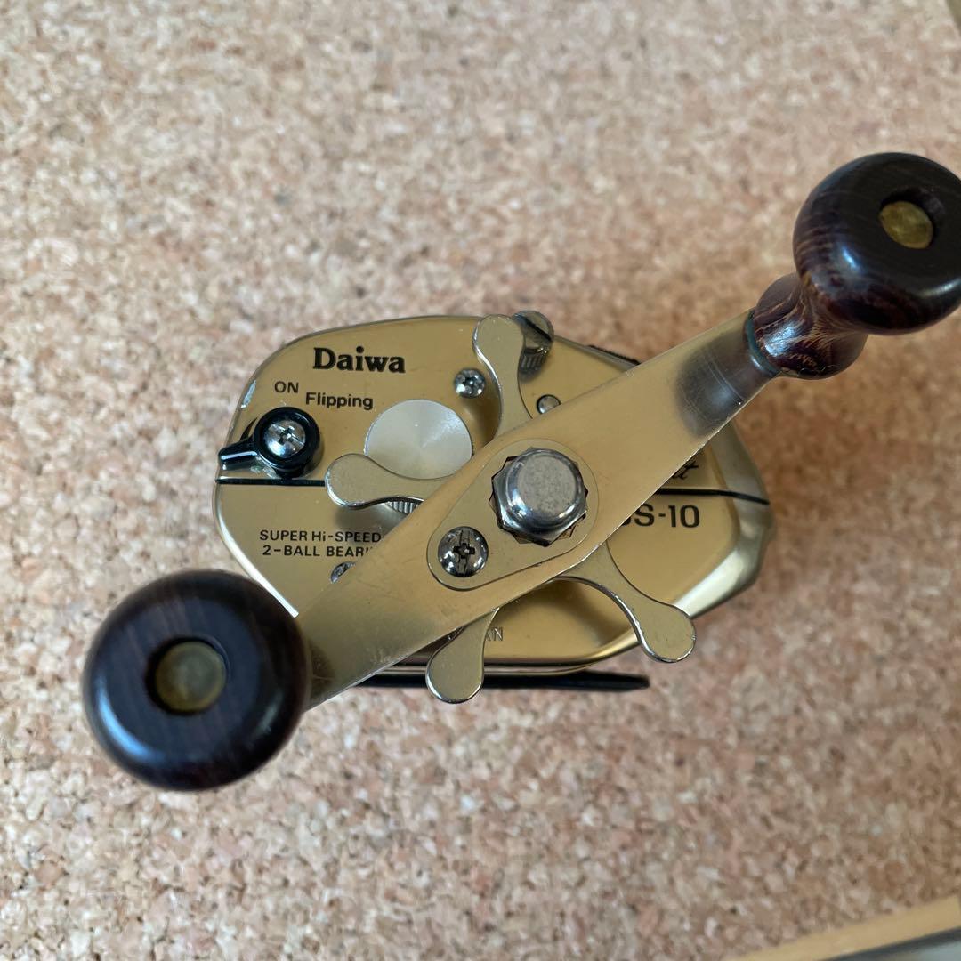 オールドダイワ　ファントムトーナメントSS-10 ベイトリール