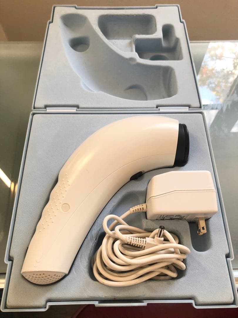 BIOPTRON バイオプトロン　コンパクト