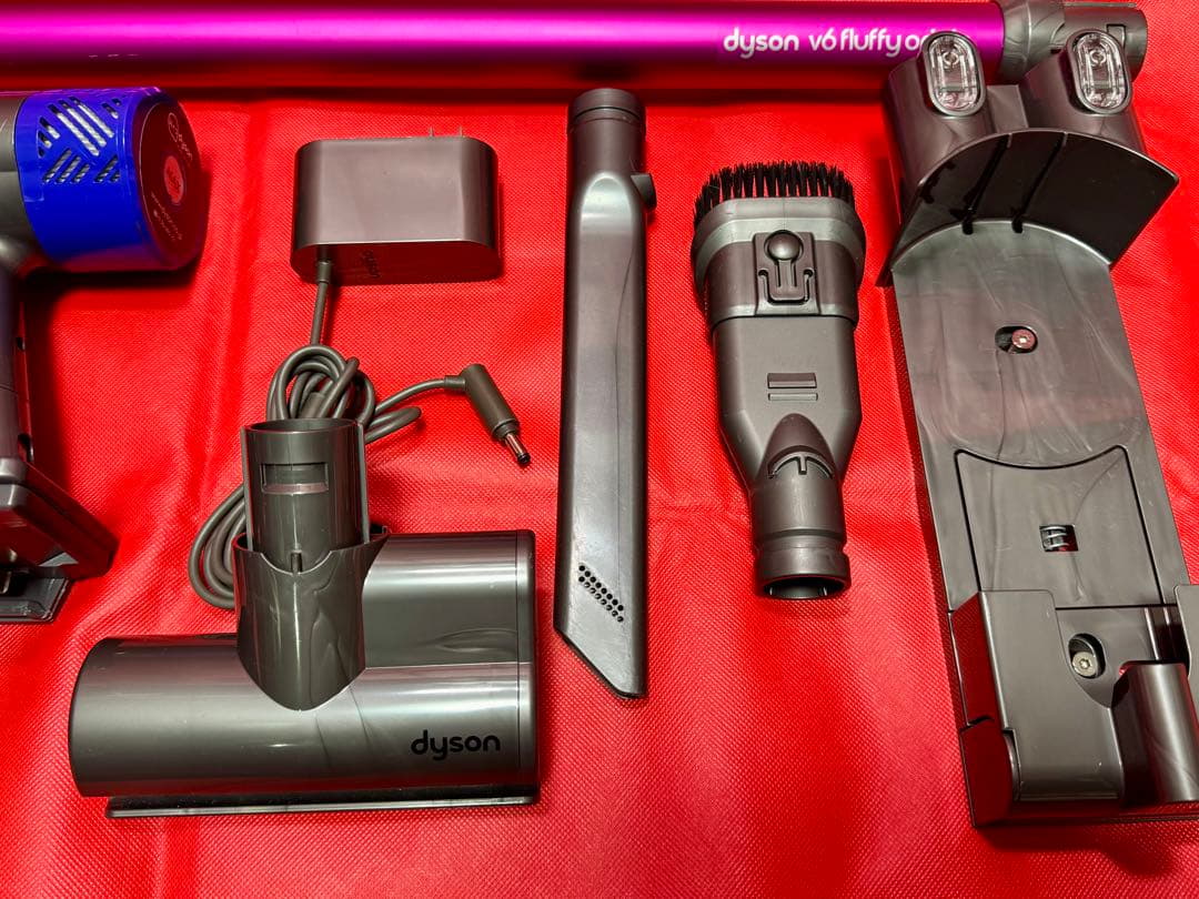 【分解洗浄済・美品】Dyson　V6　マキタバッテリー仕様　セット　SV09