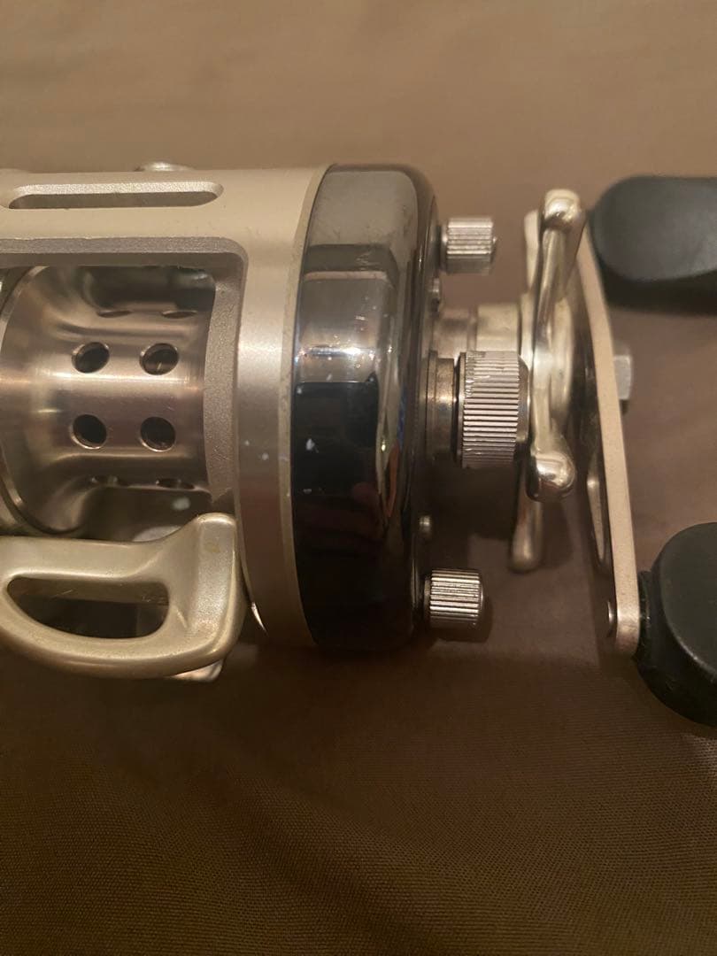 RYOBI VARIUS F300 Titanium リョービ バリウス