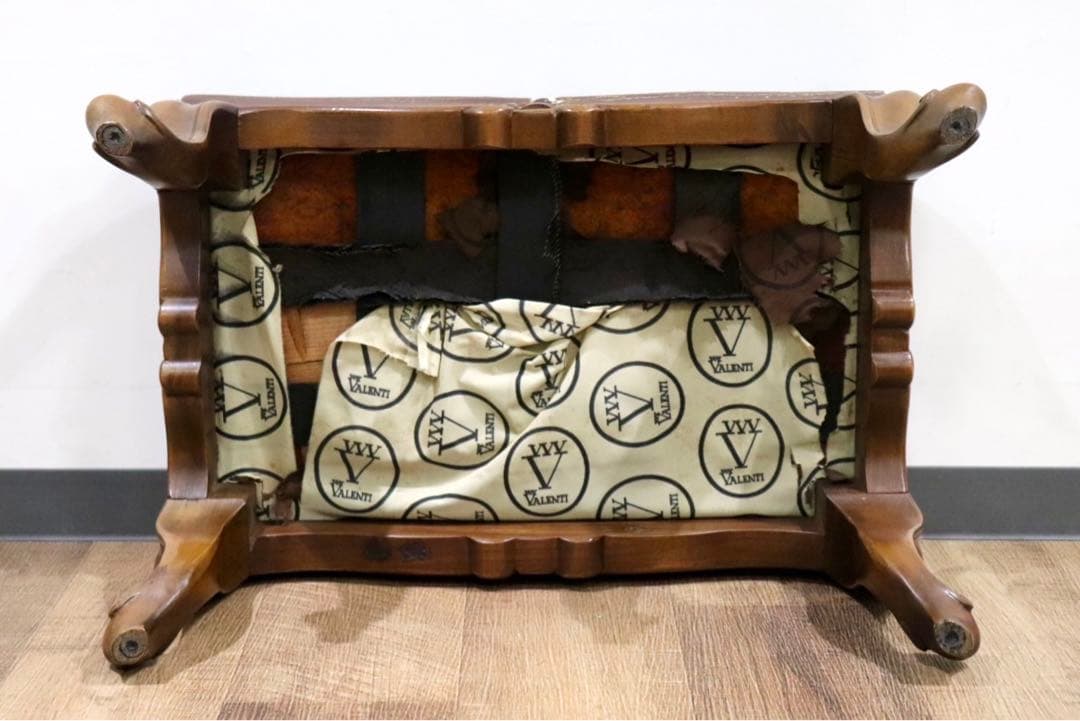 GMHO135○VARO.S.A. VALENTI / バロッサバレンティ スツ