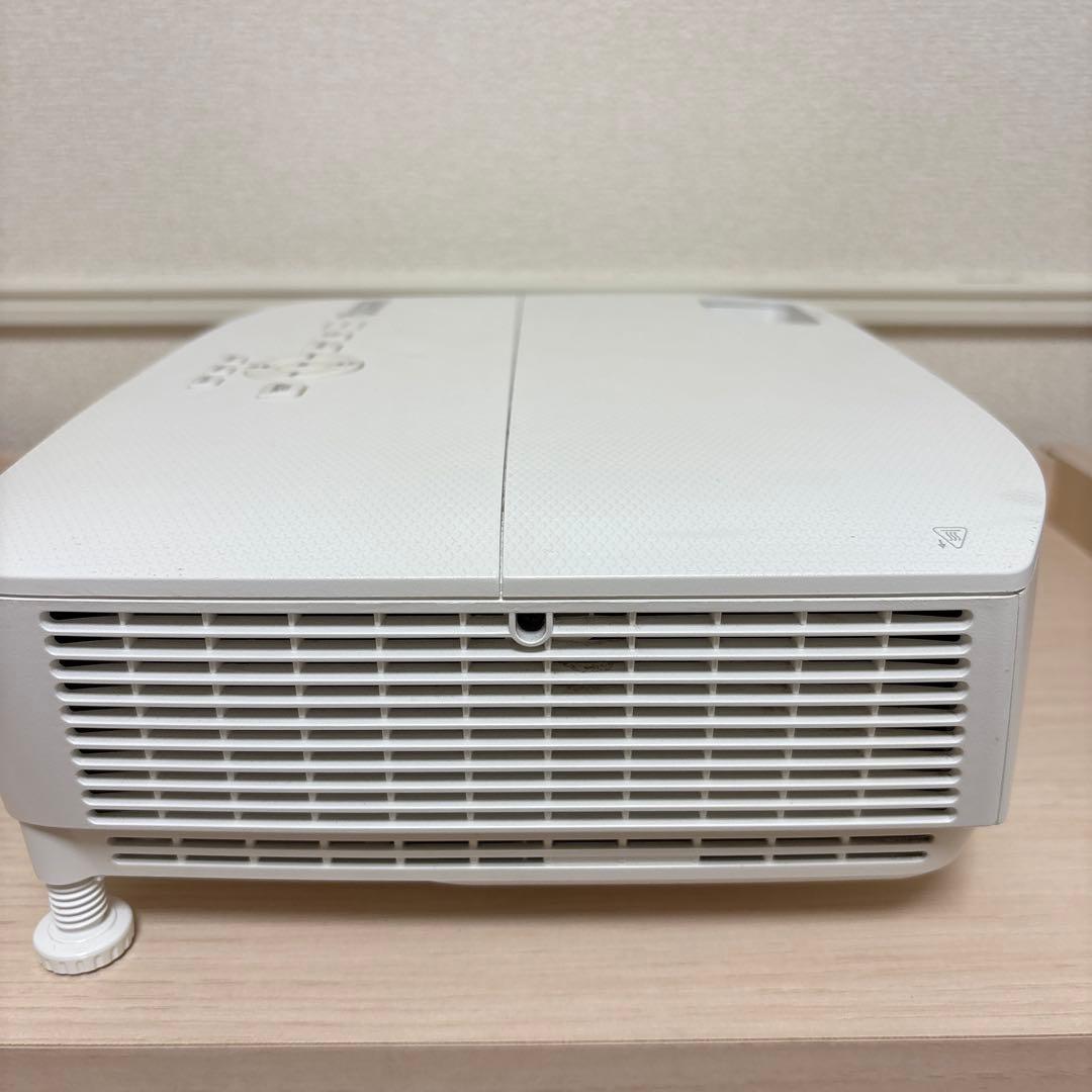 【期間限定お値下げ】BenQ プロジェクター