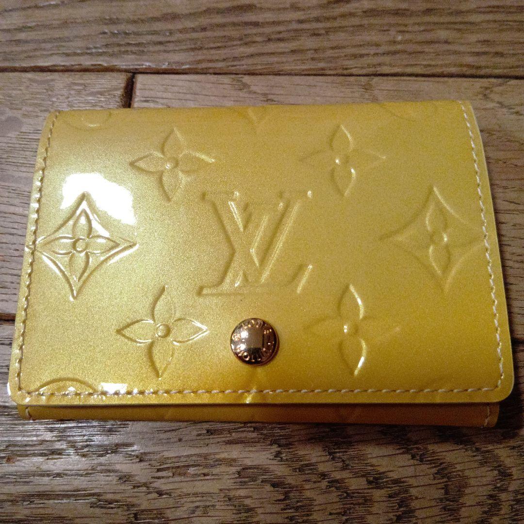 【新品、変色有】ルイヴィトン　ヴェルニ　総柄　名刺ケース　カードケース　エナメル