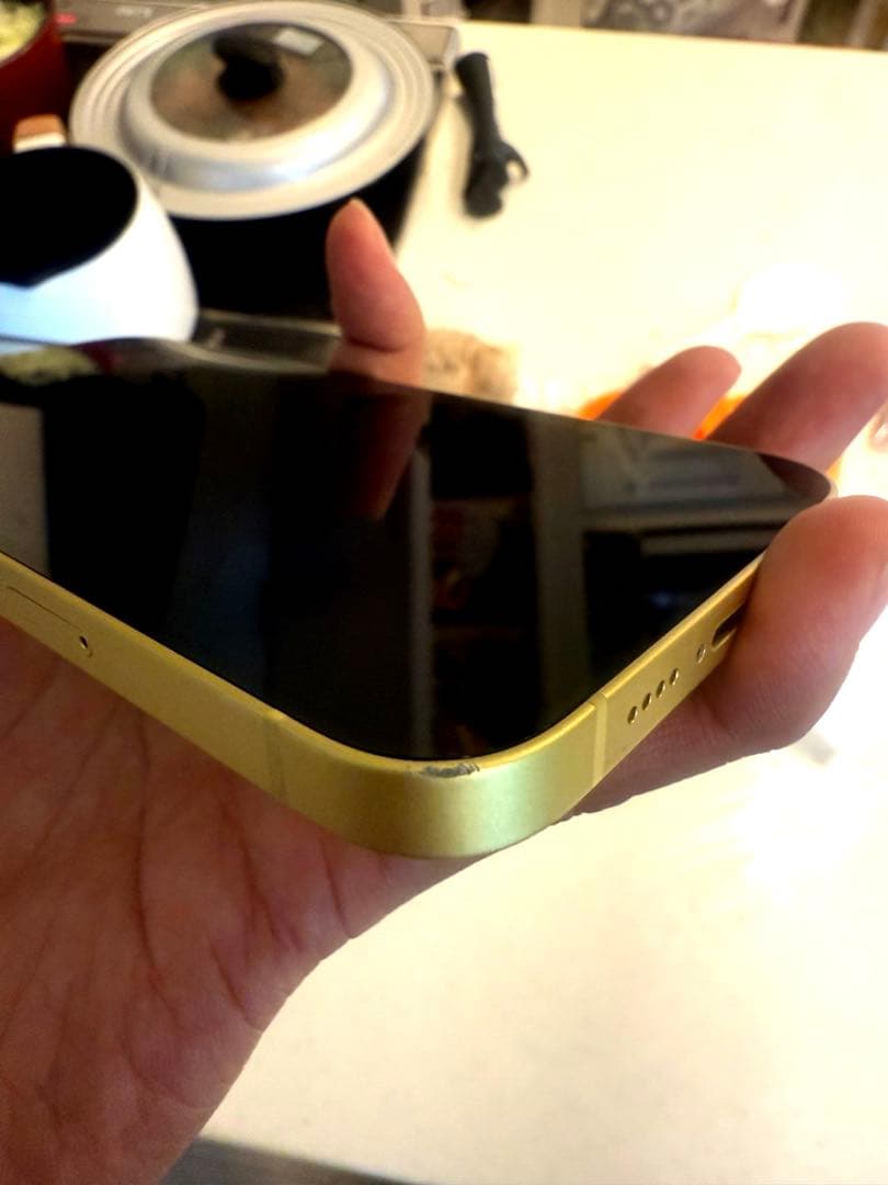 超美品！！iPhone 14 Plus イエロー 256 GB SIMフリー